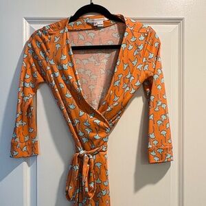 Diane vin Furstenberg DVF wrap dress size 0